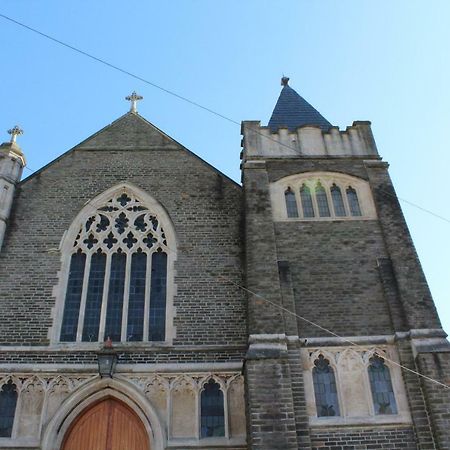 Van Apartments Caerphilly Luaran gambar