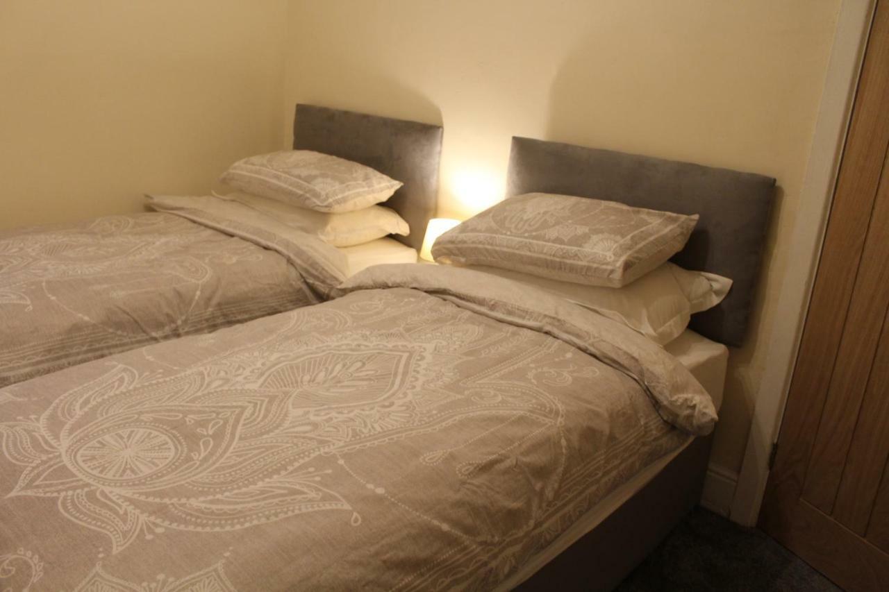 Van Apartments Caerphilly Luaran gambar