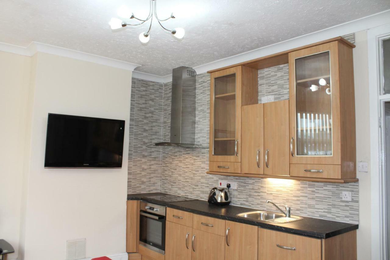 Van Apartments Caerphilly Luaran gambar